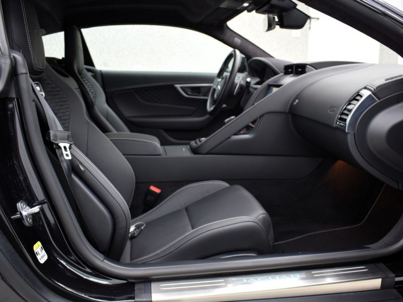 Jaguar F-Type V8 5L 450 ch BVA AWD  occasion  Beaupuy - photo n5