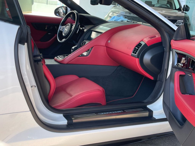 Jaguar F-Type V8 5L 450 ch BVA AWD  occasion  Beaupuy - photo n5