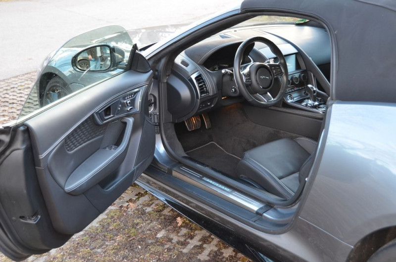Jaguar F-Type V8 5L 450 ch BVA AWD  occasion  Beaupuy - photo n4