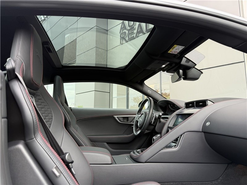 Jaguar F-Type V8 5L 450 CH BVA8 R-Dynamic  occasion  MERIGNAC - photo n13