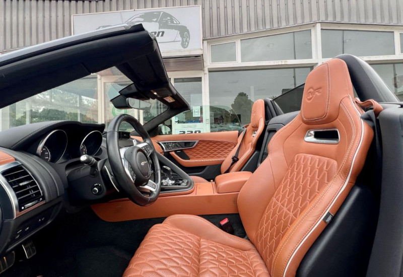 Jaguar F-Type V8 5L  550 ch BVA AWD  occasion  Beaupuy - photo n5