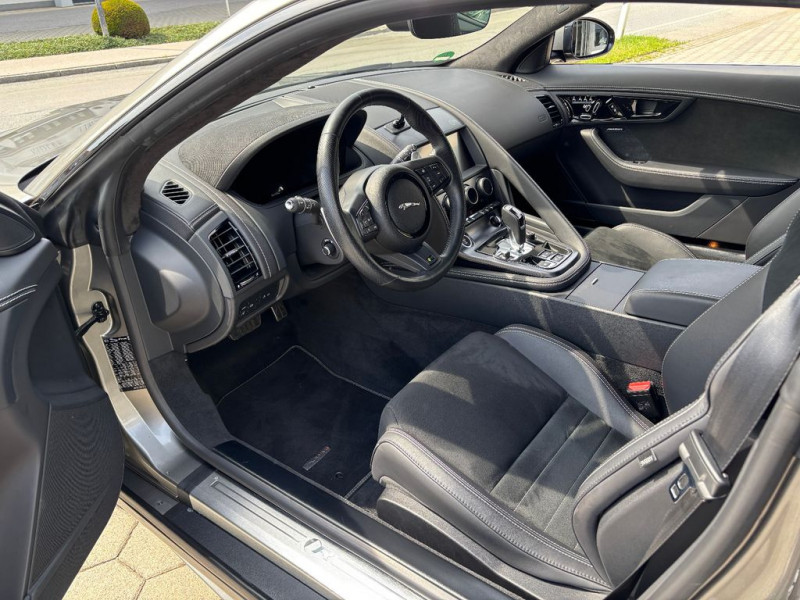 Jaguar F-Type V8 5L  575 ch BVA AWD  occasion  Beaupuy - photo n4