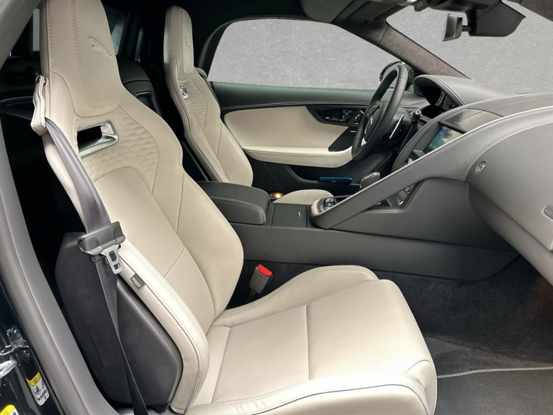 Jaguar F-Type V8 5L  575 ch BVA AWD  occasion  Beaupuy - photo n4