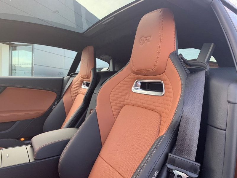 Jaguar F-Type V8 5L  575 ch BVA AWD  occasion  Beaupuy - photo n4