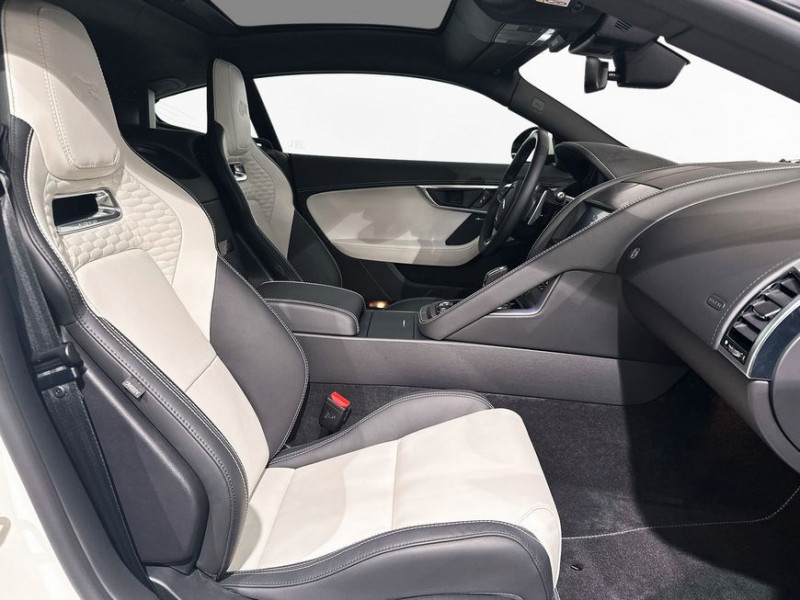 Jaguar F-Type V8 5L  575 ch BVA AWD  occasion  Beaupuy - photo n6