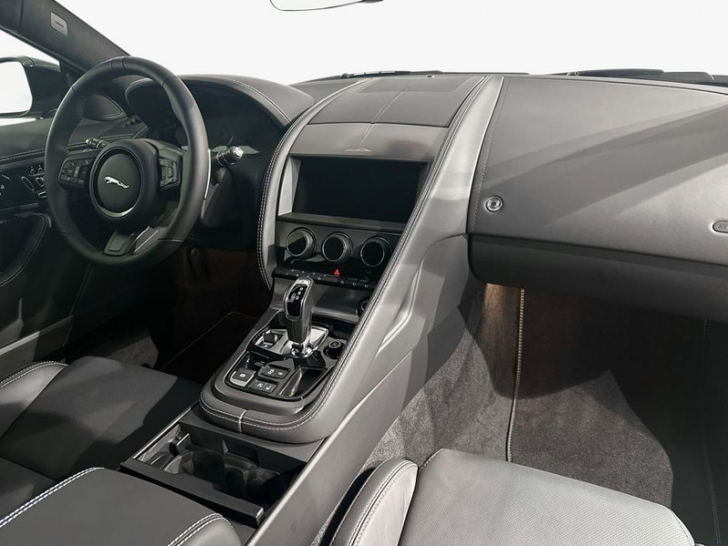 Jaguar F-Type V8 5L  575 ch BVA AWD  occasion  Beaupuy - photo n3