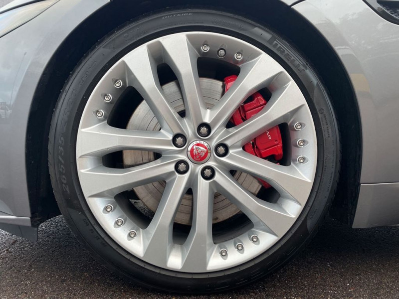 Jaguar F-Type V8 5L  575 ch BVA AWD  occasion  Beaupuy - photo n7