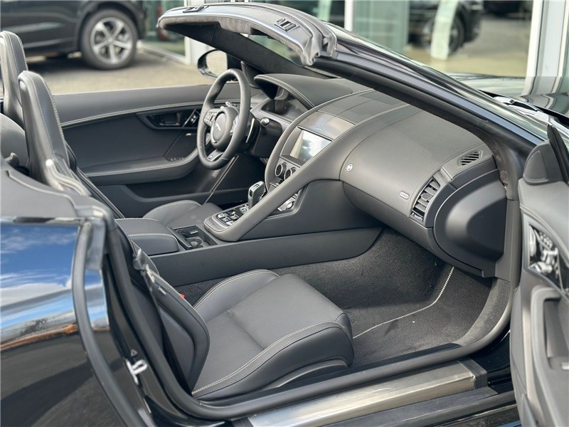 Jaguar F-Type V8 5L P575 CH BVA8 AWD R75  occasion � MERIGNAC - photo n�14