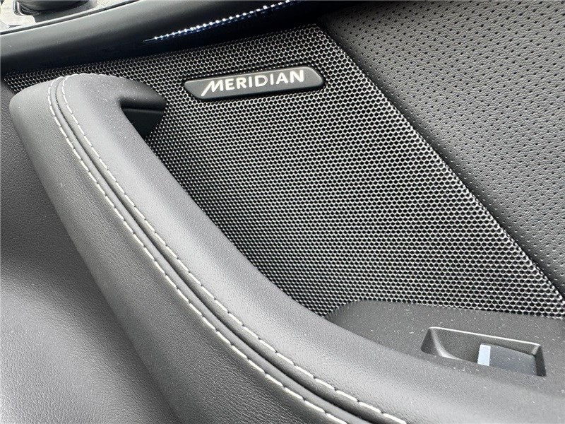 Jaguar F-Type V8 5L P575 CH BVA8 AWD R75  occasion à MERIGNAC - photo n°14