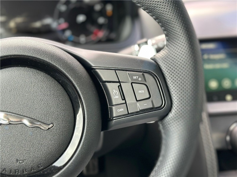 Jaguar F-Type V8 5L P575 CH BVA8 AWD R75  occasion  MERIGNAC - photo n17