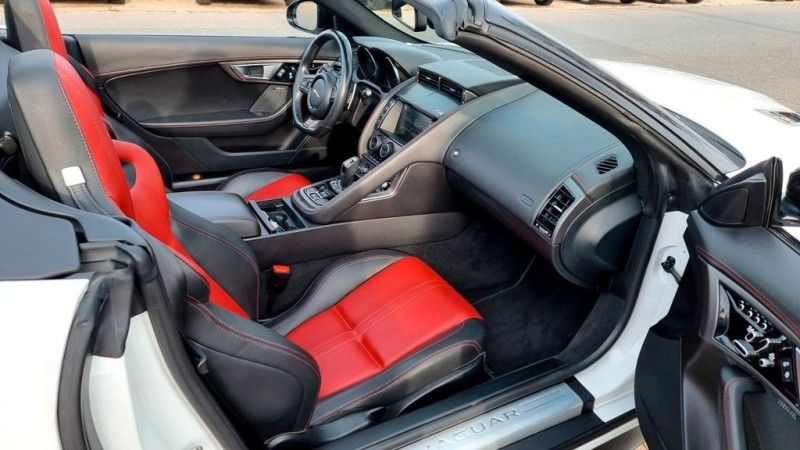 Jaguar F-Type V8 R 5.0 550 BVA  occasion  Beaupuy - photo n3
