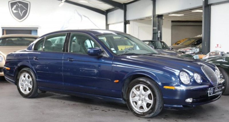 Jaguar S-Type 3.0 V6 243 BOITE MECANIQUE  occasion à SAINT LAURENT DU VAR - photo n°2