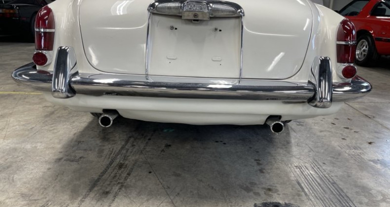 Jaguar S-Type 3.8S  occasion � LYON - photo n�4