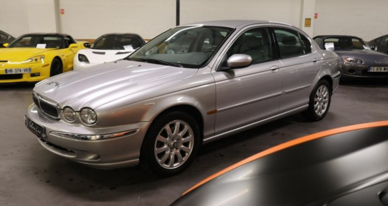 Jaguar X-Type 2.5 V6 197 BVA  occasion � SAINT LAURENT DU VAR - photo n�7
