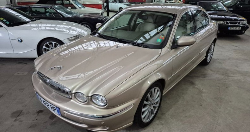 Jaguar X-Type V6 2.5 CLASSIC BVA 4X4  occasion � Aurec-sur-Loire - photo n�3