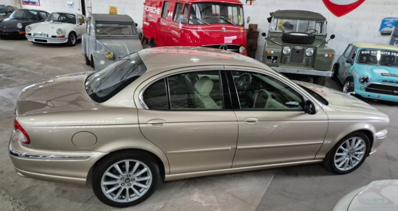 Jaguar X-Type V6 2.5 CLASSIC BVA 4X4  occasion � Aurec-sur-Loire - photo n�6