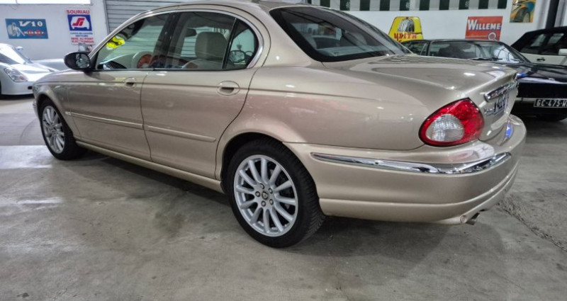 Jaguar X-Type V6 2.5 CLASSIC BVA 4X4  occasion � Aurec-sur-Loire - photo n�5