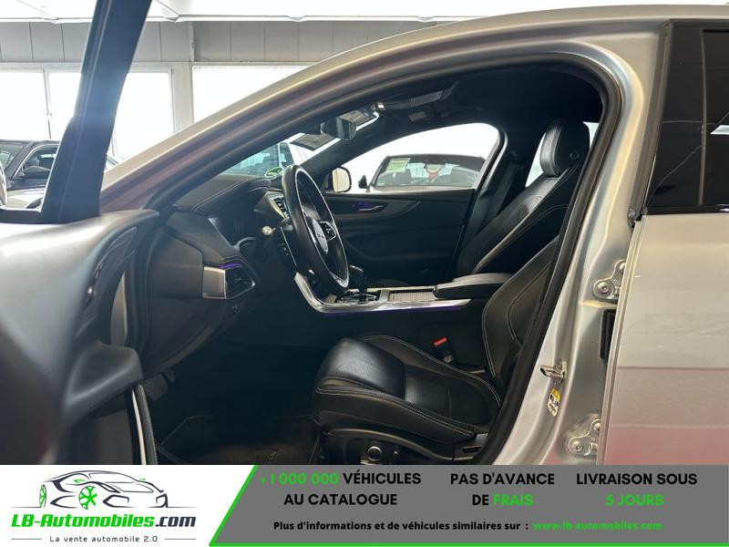 Jaguar XE 180 ch BVA AWD 2020 - photo n°2 Jaguar XE 180 ch BVA AWD  occasion à Beaupuy - photo n°2