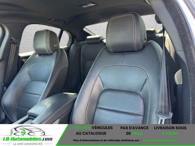 Jaguar XE 180 ch BVA AWD 2020 - photo n°9 Jaguar XE 180 ch BVA AWD  occasion à Beaupuy - photo n°9