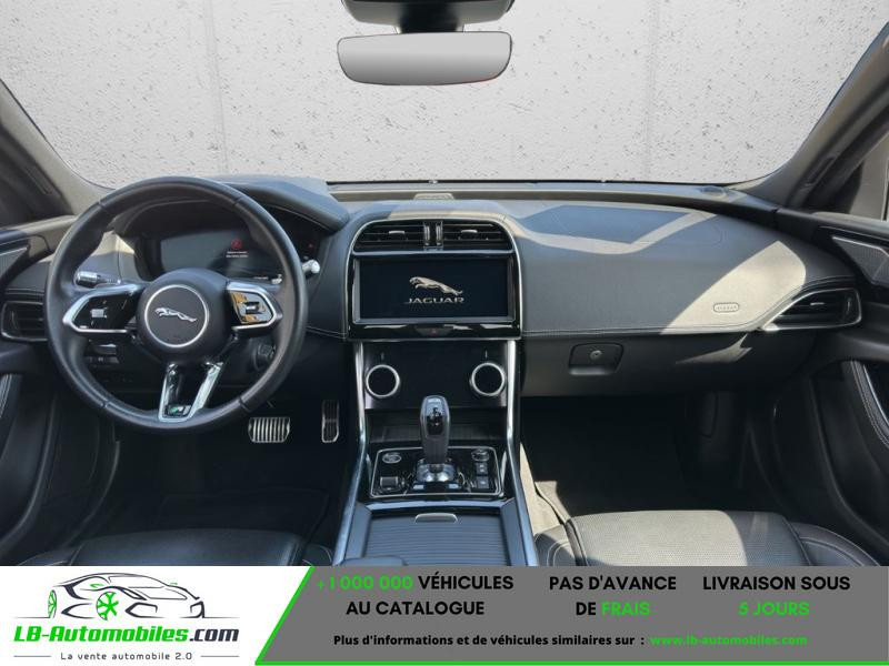 Jaguar XE 180 ch BVA AWD 2020 Jaguar XE 180 ch BVA AWD  occasion à Beaupuy