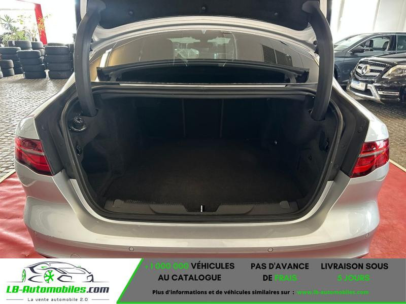 Jaguar XE 180 ch BVA AWD 2020 - photo n°16 Jaguar XE 180 ch BVA AWD  occasion à Beaupuy - photo n°16