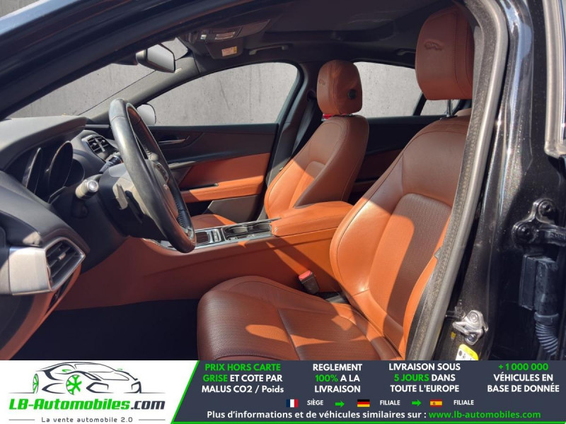 Jaguar XE 180 ch BVA  occasion � Beaupuy - photo n�5