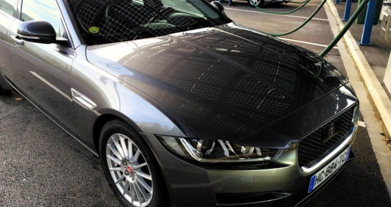 Jaguar XE 2.0D 163CH E-PERFORMANCE PRESTIGE BVA8 2015 - photo n°4 Jaguar XE 2.0D 163CH E-PERFORMANCE PRESTIGE BVA8  occasion à VOREPPE - photo n°4