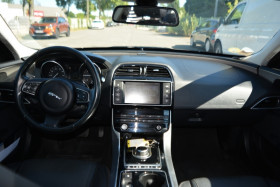 Jaguar XE 2.0D 180CH BUSINESS BVA8  occasion  Toulouse - photo n3