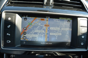Jaguar XE 2.0D 180CH BUSINESS BVA8  occasion  Toulouse - photo n5