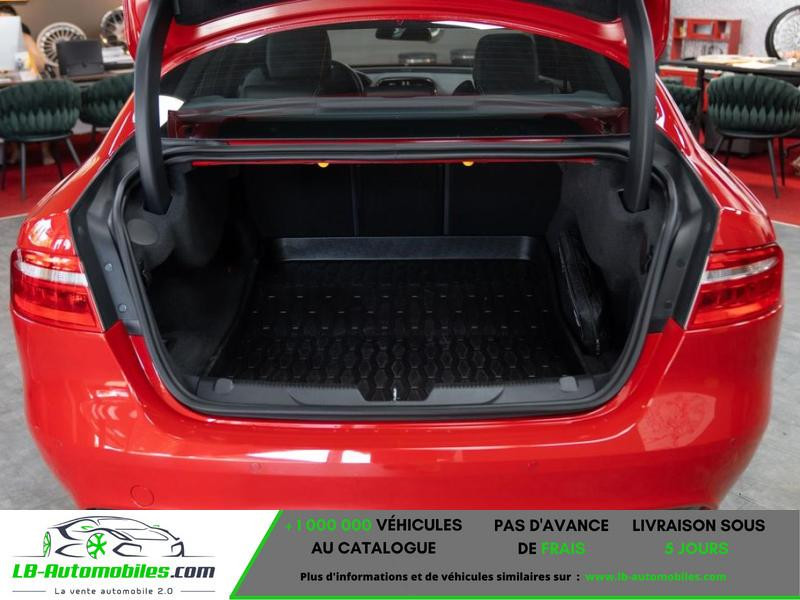 Jaguar XE 380 ch BVA Supercharged  occasion  Beaupuy - photo n11