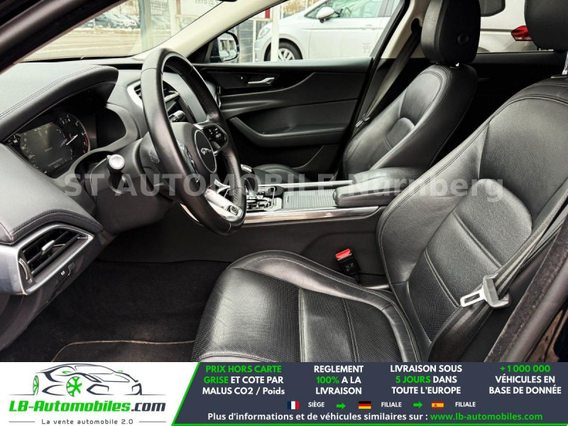 Jaguar XE P250 BVA  occasion � Beaupuy - photo n�6