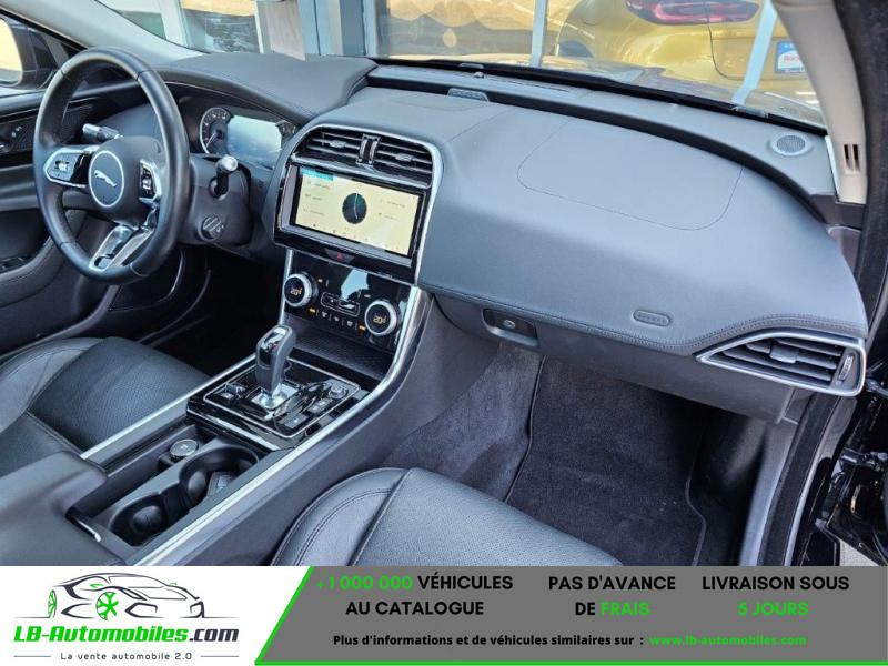 Jaguar XE P250 BVA  occasion  Beaupuy - photo n8