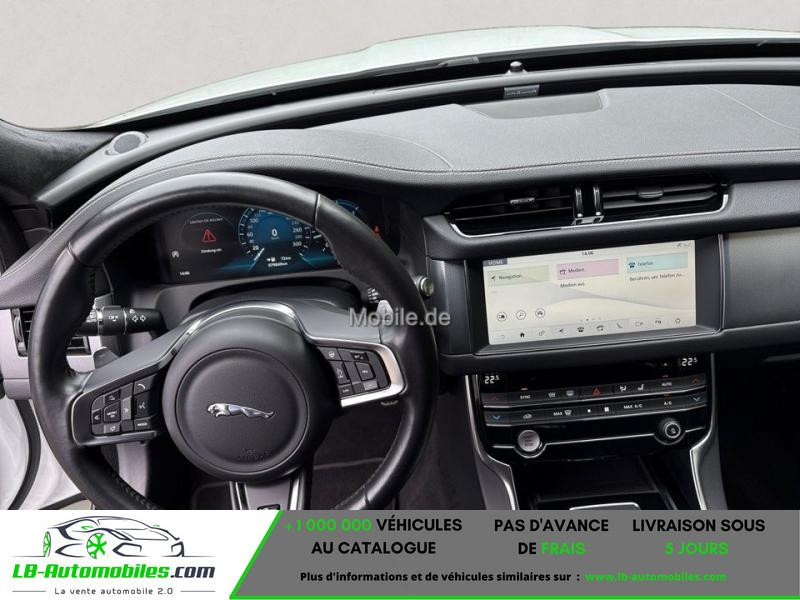 Jaguar XF 240 ch BVA AWD  occasion  Beaupuy - photo n3