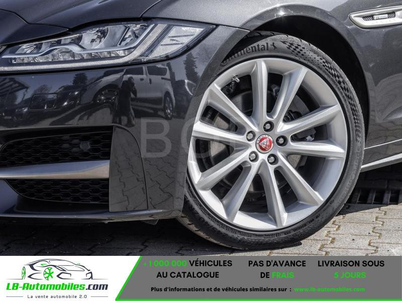 Jaguar XF 240 ch BVA AWD 2020 - photo n°4 Jaguar XF 240 ch BVA AWD  occasion à Beaupuy - photo n°4