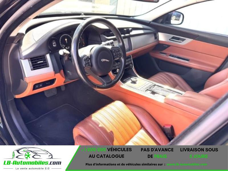 Jaguar XF 300 ch BVA 2017 - photo n°6 Jaguar XF 300 ch BVA  occasion à Beaupuy - photo n°6
