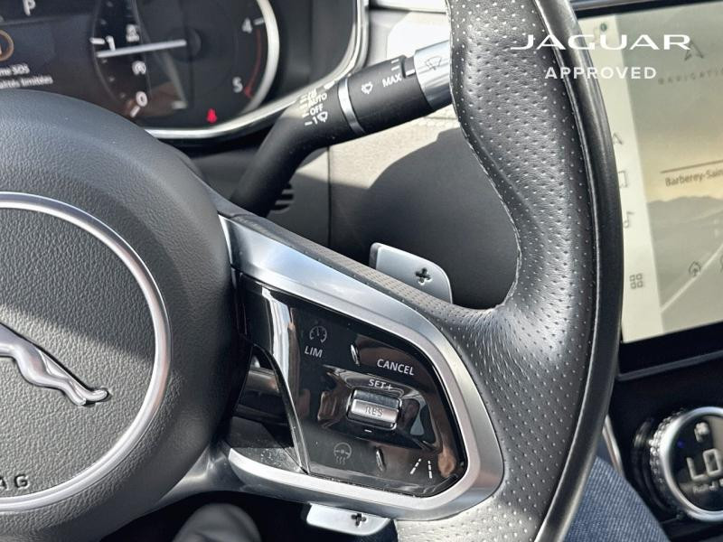 Jaguar XF D200 MHEV R-Dynamic SE BVA8 RWD 2021 - photo n°17 Jaguar XF D200 MHEV R-Dynamic SE BVA8 RWD  occasion à Barberey-Saint-Sulpice - photo n°17