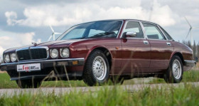 Jaguar XJ6 , garage FUNCARS FRANCE  Paris