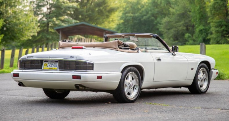 Jaguar XJS  1995 - photo n°3 Jaguar XJS   occasion à LYON - photo n°3