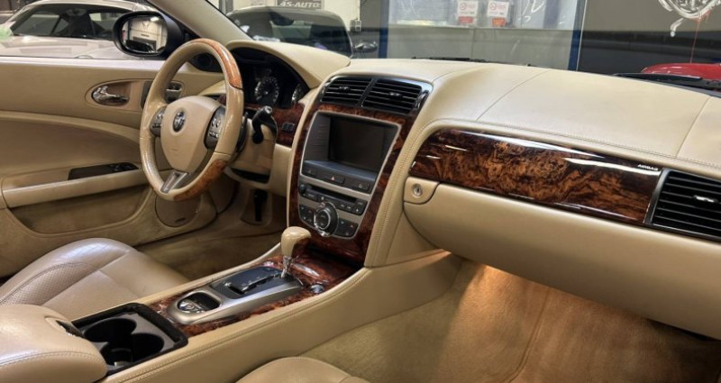 Jaguar XK 4.2 V8 CABRIOLET 2007 - photo n°3 Jaguar XK 4.2 V8 CABRIOLET  occasion à Jouy-le-potier - photo n°3