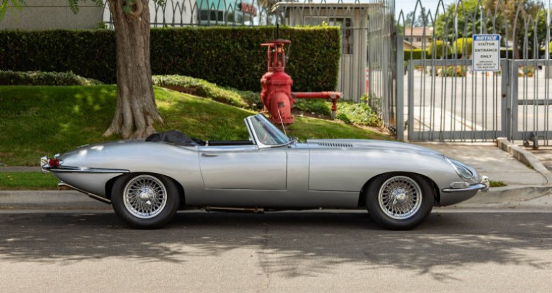 Jaguar XK E-Type 4.2L 5 spd Roadster  occasion  LYON - photo n7