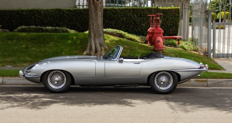 Jaguar XK E-Type Series I 4.2L 5 spd Roadster  occasion � LYON - photo n�3
