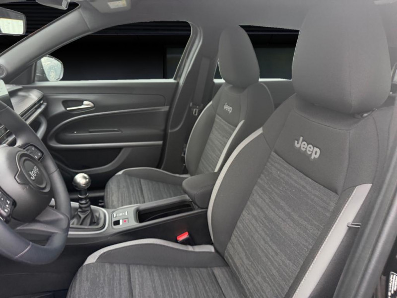 Jeep Avenger 1.2 turbo t3 100 ch Longitude  occasion &agrave; M�rignac - photo n&deg;17