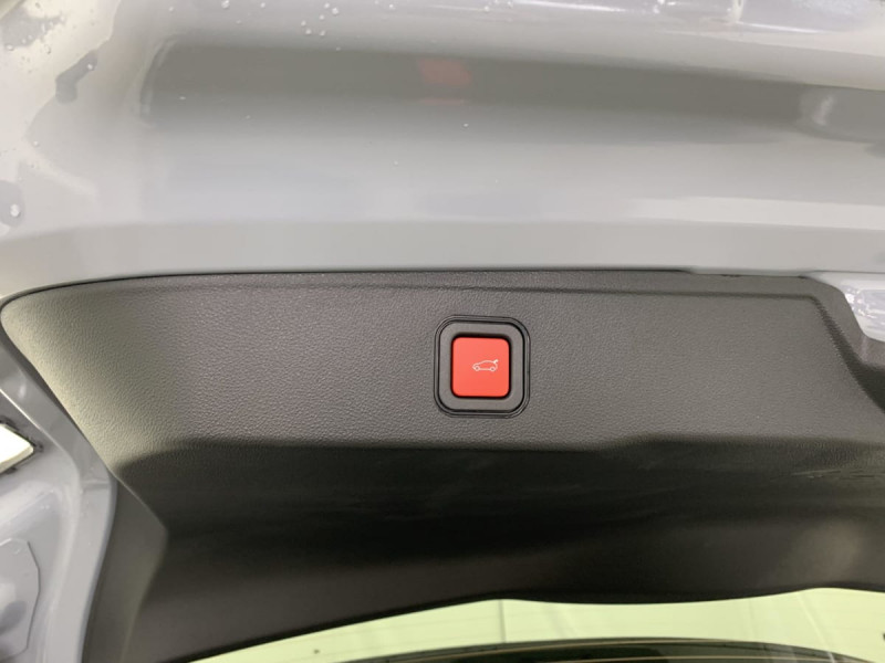 Jeep Avenger 1.2 Turbo T3 100 ch Summit 2025 - photo n°11 Jeep Avenger 1.2 Turbo T3 100 ch Summit  occasion à SAINT-GREGOIRE - photo n°11