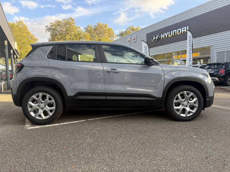 Jeep Avenger Avenger 1.2 Turbo T3 110 ch e-Hybrid BVR6 Altitude 5p 2025 - photo n°4 Jeep Avenger Avenger 1.2 Turbo T3 110 ch e-Hybrid BVR6 Altitude 5p  occasion à Muret - photo n°4
