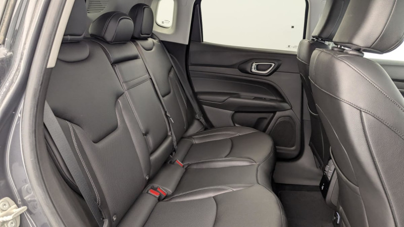 Jeep Compass 1.3 PHEV T4 240 ch 4xe eAWD S 2023 - photo n°10 Jeep Compass 1.3 PHEV T4 240 ch 4xe eAWD S  occasion à SAINT-GREGOIRE - photo n°10