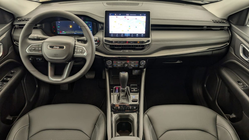 Jeep Compass 1.3 PHEV T4 240 ch 4xe eAWD S 2023 - photo n°13 Jeep Compass 1.3 PHEV T4 240 ch 4xe eAWD S  occasion à SAINT-GREGOIRE - photo n°13