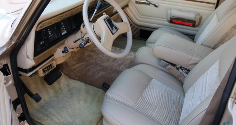Jeep Grand Cherokee Wagoneer 1990 - photo n°6 Jeep Grand Cherokee Wagoneer  occasion à LYON - photo n°6