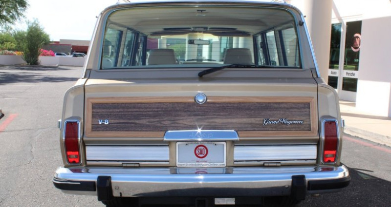 Jeep Grand Cherokee Wagoneer 1990 - photo n°4 Jeep Grand Cherokee Wagoneer  occasion à LYON - photo n°4