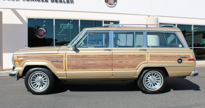 Jeep Grand Cherokee Wagoneer 1990 - photo n°2 Jeep Grand Cherokee Wagoneer  occasion à LYON - photo n°2