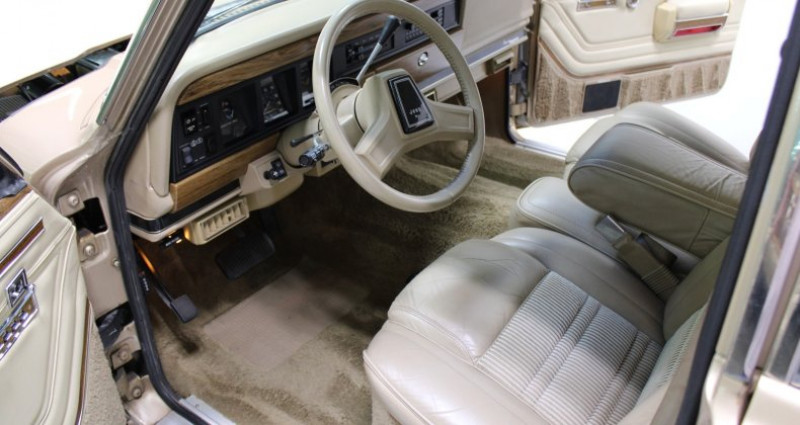 Jeep Grand Cherokee Wagoneer 1989 - photo n°6 Jeep Grand Cherokee Wagoneer  occasion à LYON - photo n°6